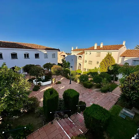 Magnifique Town House 2 Ch , 2 Sdb Sur Un Golf *