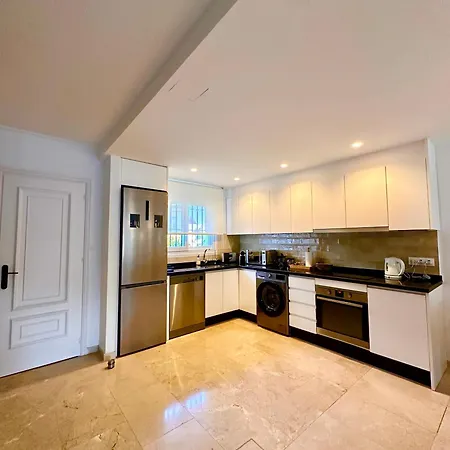 度假居 Magnifique Town House 2 Ch , 2 Sdb Sur Un Golf *