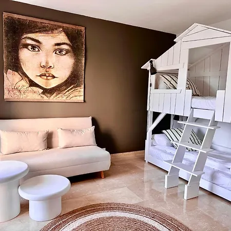 Magnifique Town House 2 Ch , 2 Sdb Sur Un Golf 度假居 *